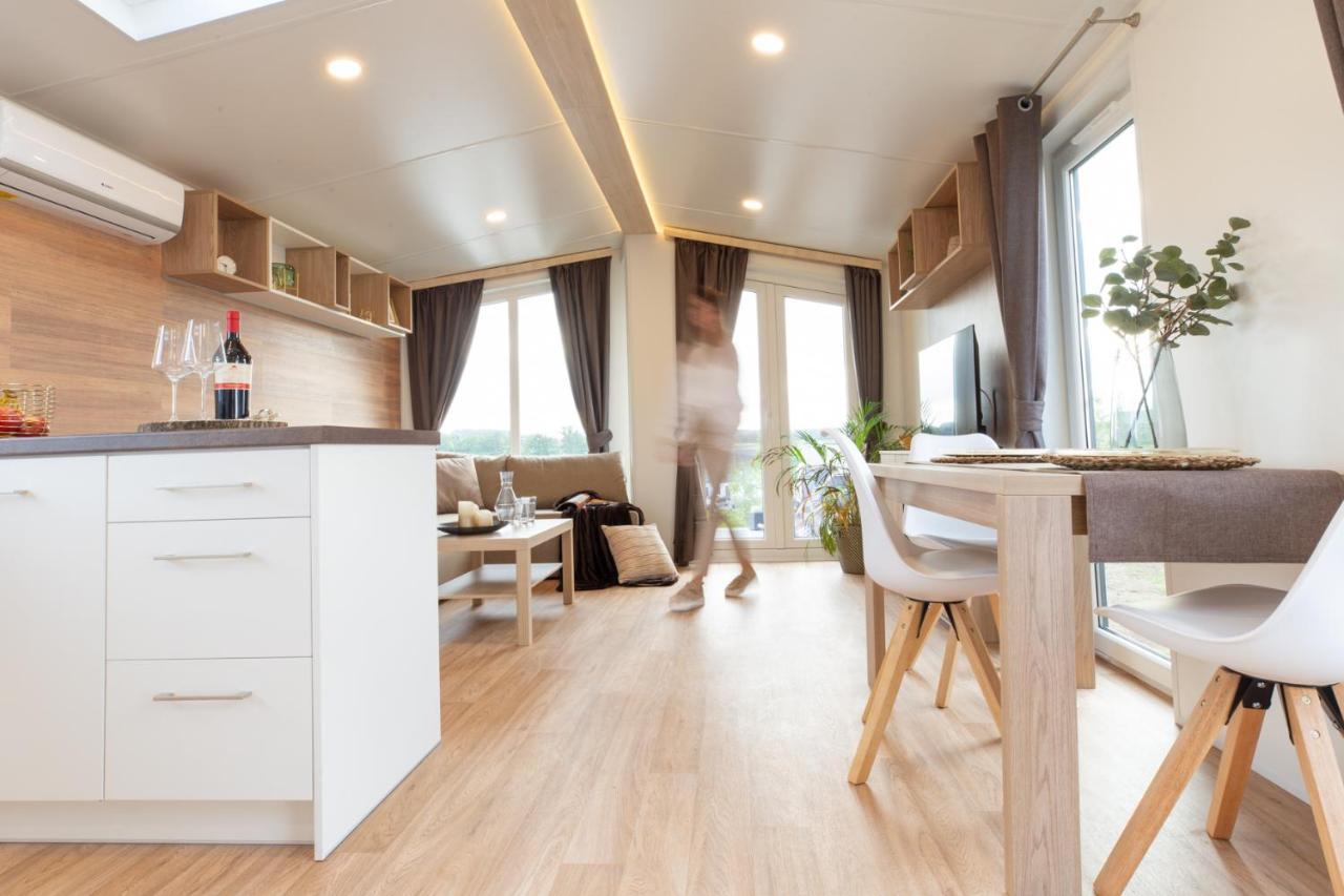 Gemuetliches, Voll Ausgestattes Tiny House Apartment Vilseck Exterior photo