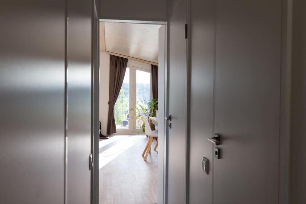 Gemuetliches, Voll Ausgestattes Tiny House Apartment Vilseck Exterior photo